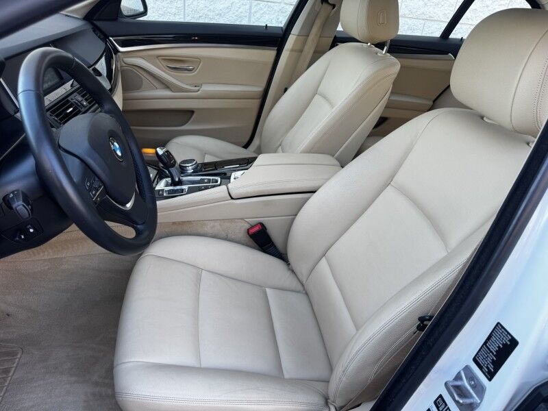 2015 BMW 5 Series 528i xDrive Willow Grove PA