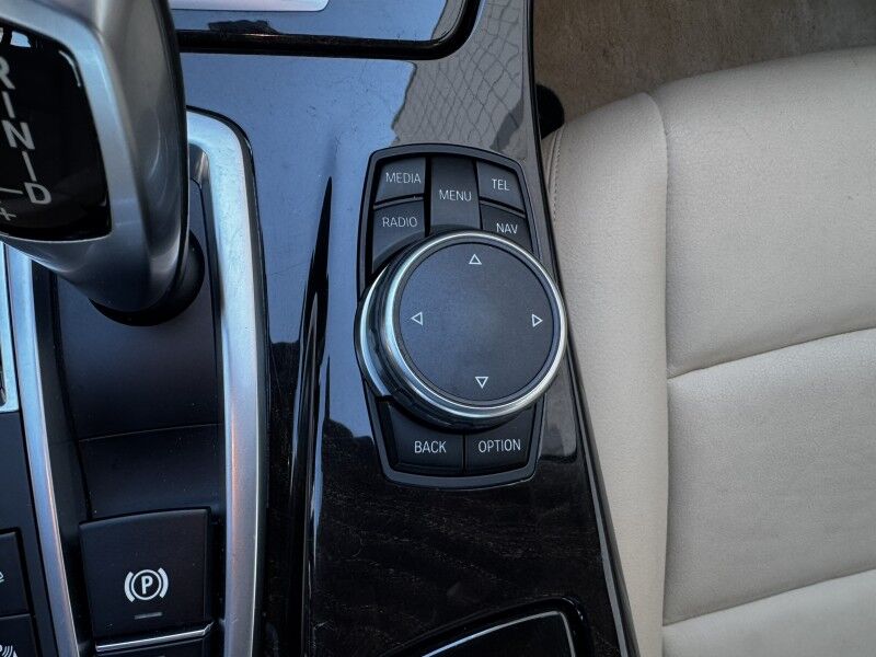 2015 BMW 5 Series 528i xDrive Willow Grove PA