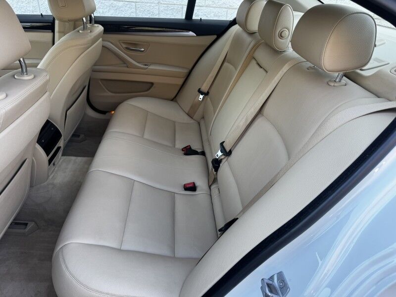 2015 BMW 5 Series 528i xDrive Willow Grove PA