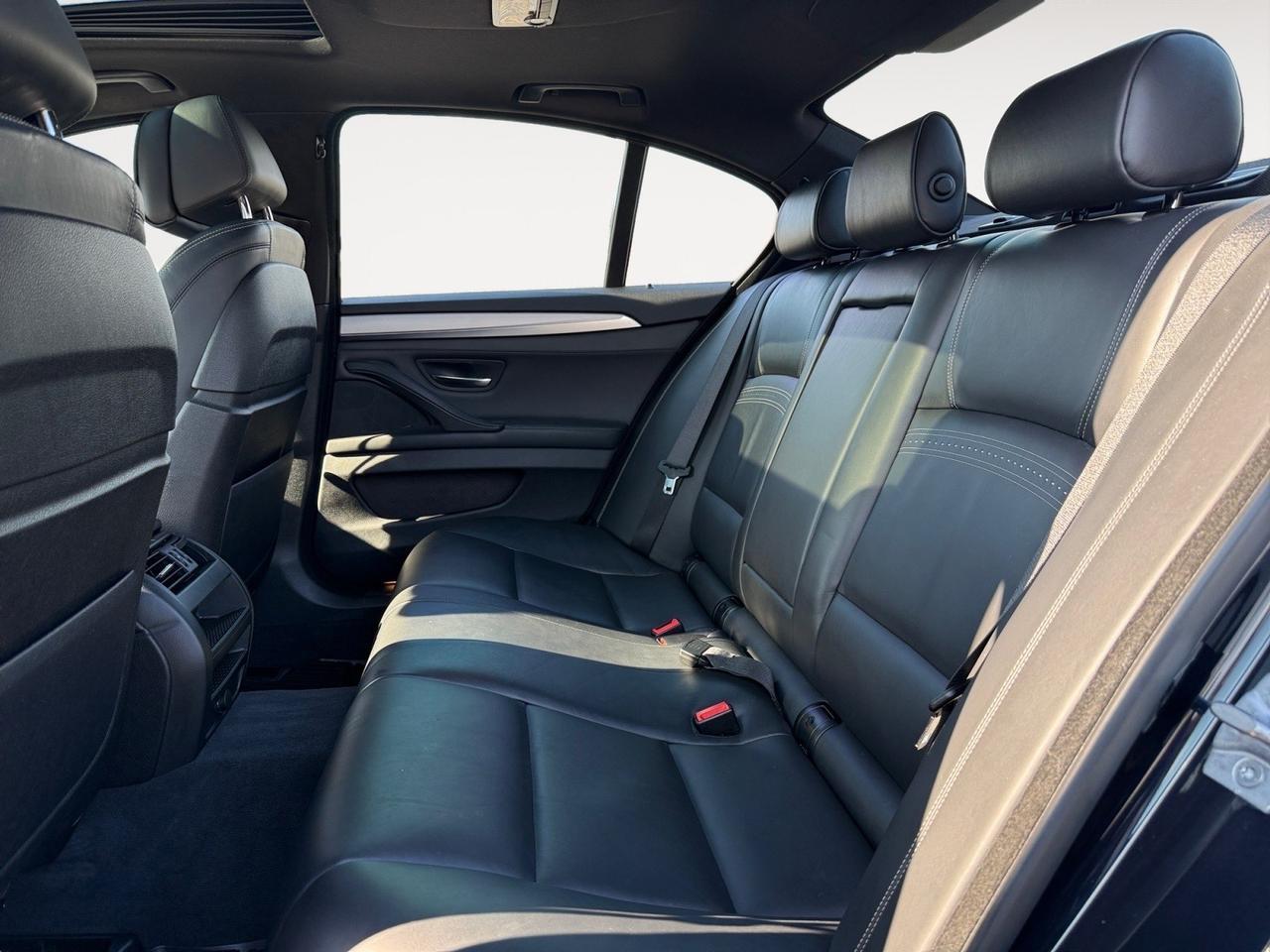 2015 BMW 5 Series 550i, HEATED/VENTILATED SEATS, SUNROOF, BACKUP CAMERA, BLUETOOTH, PADDLE SHIFTERS, POWER MIRRORS, COME AND TEST DRIVE THIS BMW TODAY! Norfolk VA