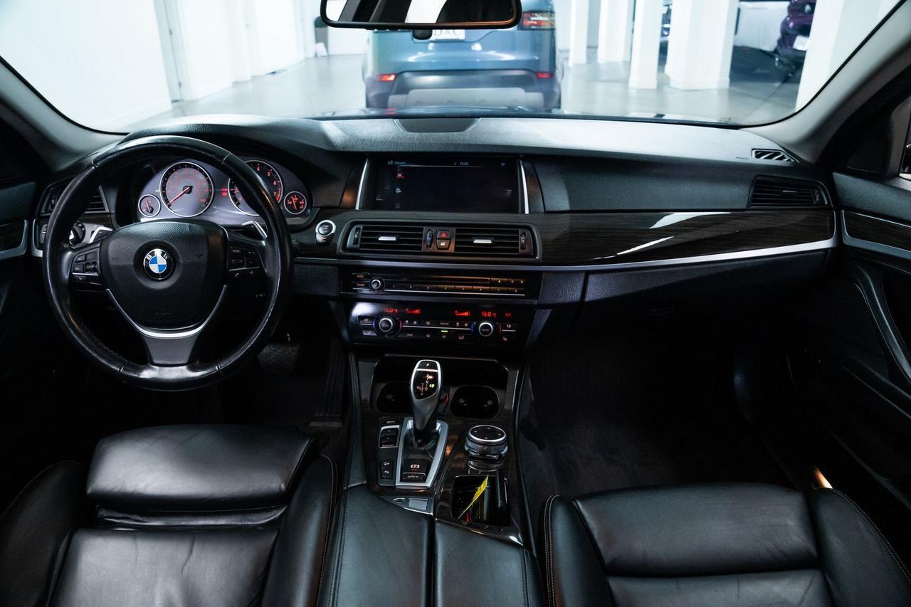 2015 BMW 5 Series 550i xDrive Dynamic Handling Package Luxury Line Portland OR