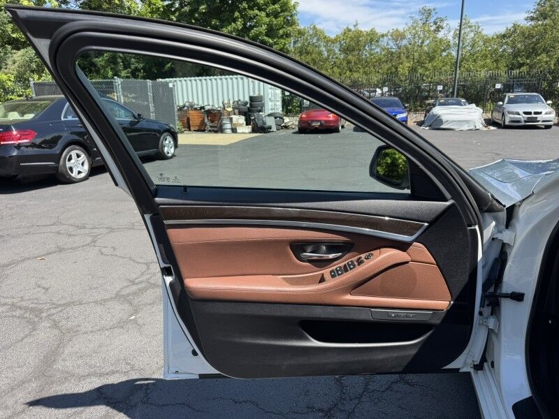 2015 BMW 528i xDrive Willow Grove PA