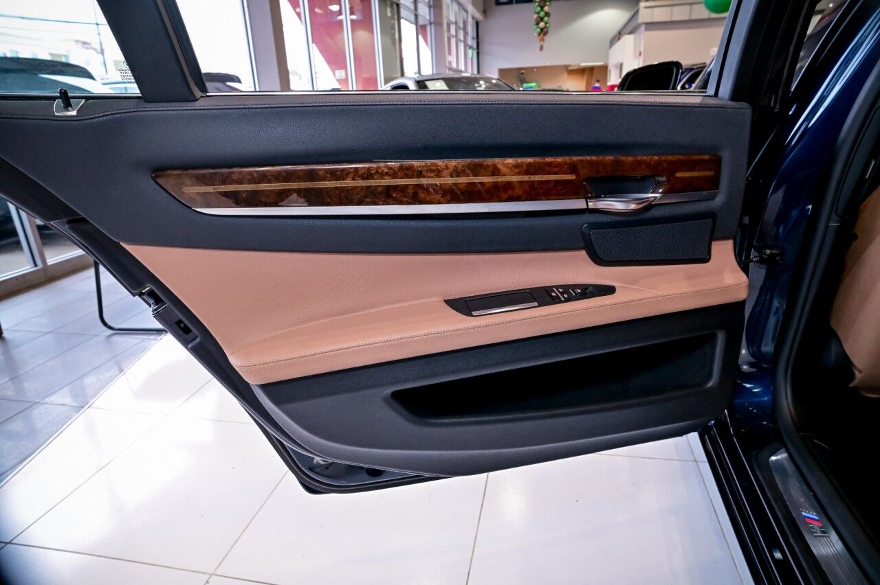 2015 BMW 7 Series 740Li xDrive, M-Sport, Executive Pkg, Driver Assist Plus, Power Sunshade, Active Seats Springfield NJ