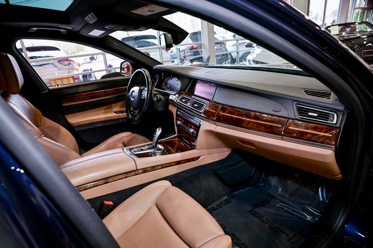 2015 BMW 7 Series 740Li xDrive, M-Sport, Executive Pkg, Driver Assist Plus, Power Sunshade, Active Seats Springfield NJ