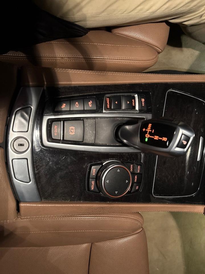 2015 BMW 7 Series 740Li xDrive w/ M Sport Package and Executive Package Arlington VA