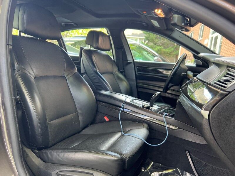 2015 BMW 7 Series 750Li xDrive AWD w/ Rear-Seat Entertainment Professional w/ iDri Arlington VA