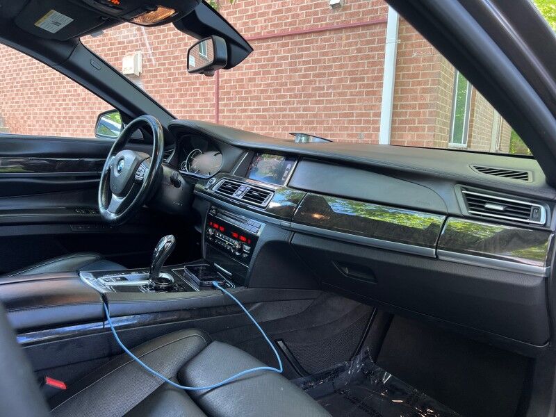2015 BMW 7 Series 750Li xDrive AWD w/ Rear-Seat Entertainment Professional w/ iDri Arlington VA