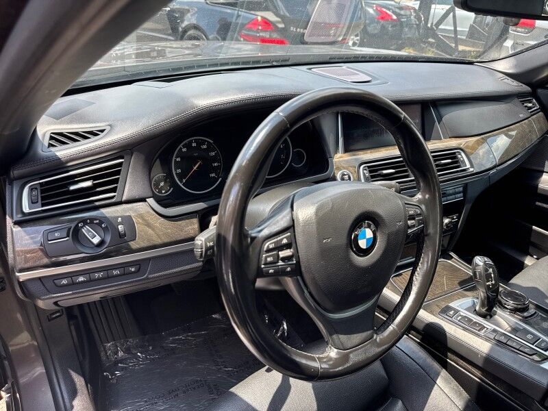2015 BMW 7 Series 750Li xDrive AWD w/ Rear-Seat Entertainment Professional w/ iDri Arlington VA