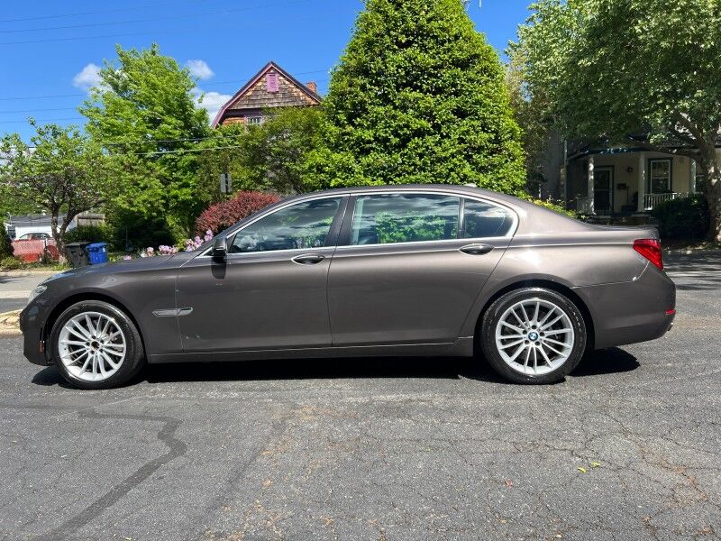 2015 BMW 7 Series 750Li xDrive AWD w/ Rear-Seat Entertainment Professional w/ iDrive Arlington VA
