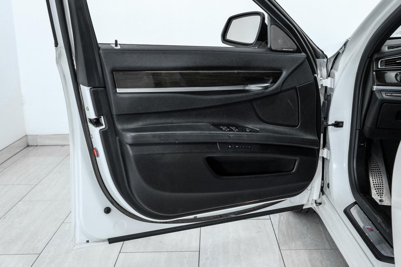 2015 BMW 740Li xDrive AWD M SPORT EXECUTIVE PKG HEADUP DISPLAY HARMAN KARDON SOUND NAVIGATION SUNROOF Carrollton TX