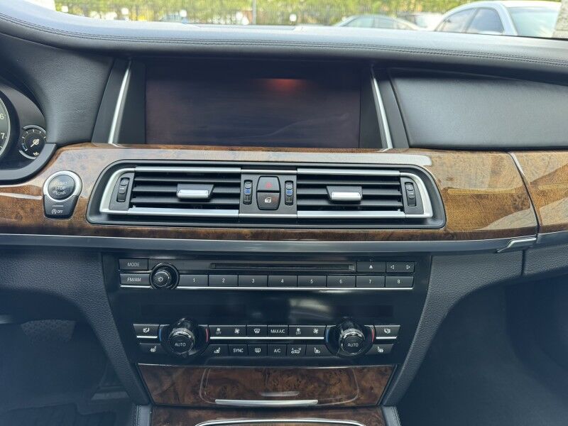 2015 BMW 750Li xDrive Willow Grove PA