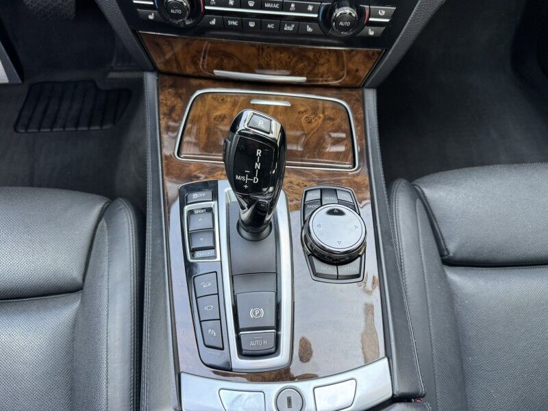 2015 BMW 750Li xDrive Willow Grove PA