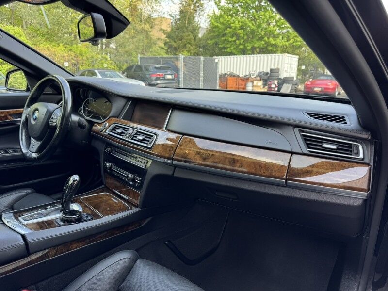 2015 BMW 750Li xDrive Willow Grove PA
