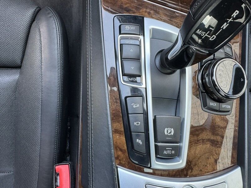 2015 BMW 750Li xDrive Willow Grove PA