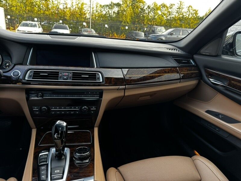 2015 BMW 750Li xDrive Willow Grove PA