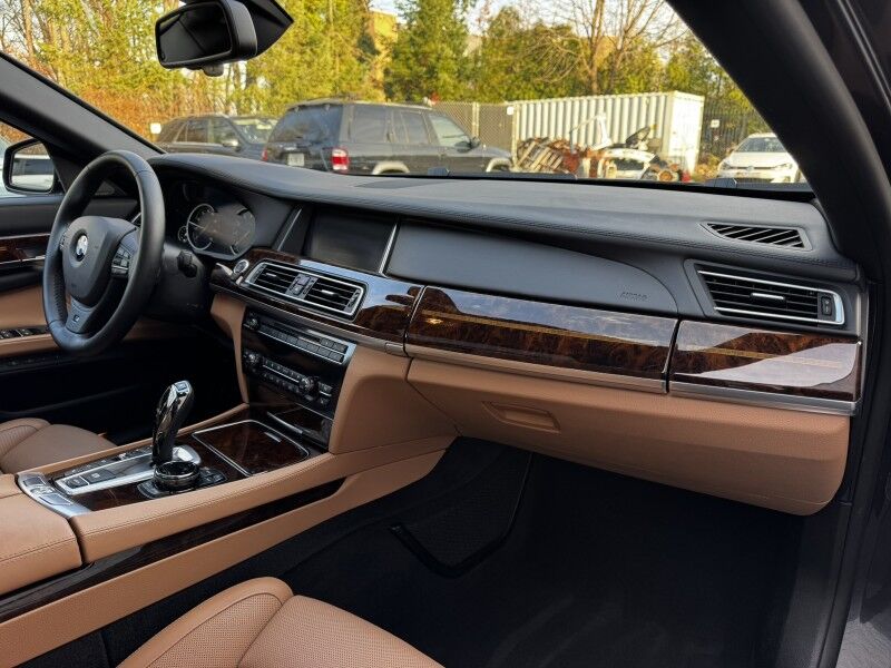 2015 BMW 750Li xDrive Willow Grove PA