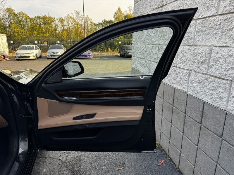 2015 BMW 750Li xDrive Willow Grove PA