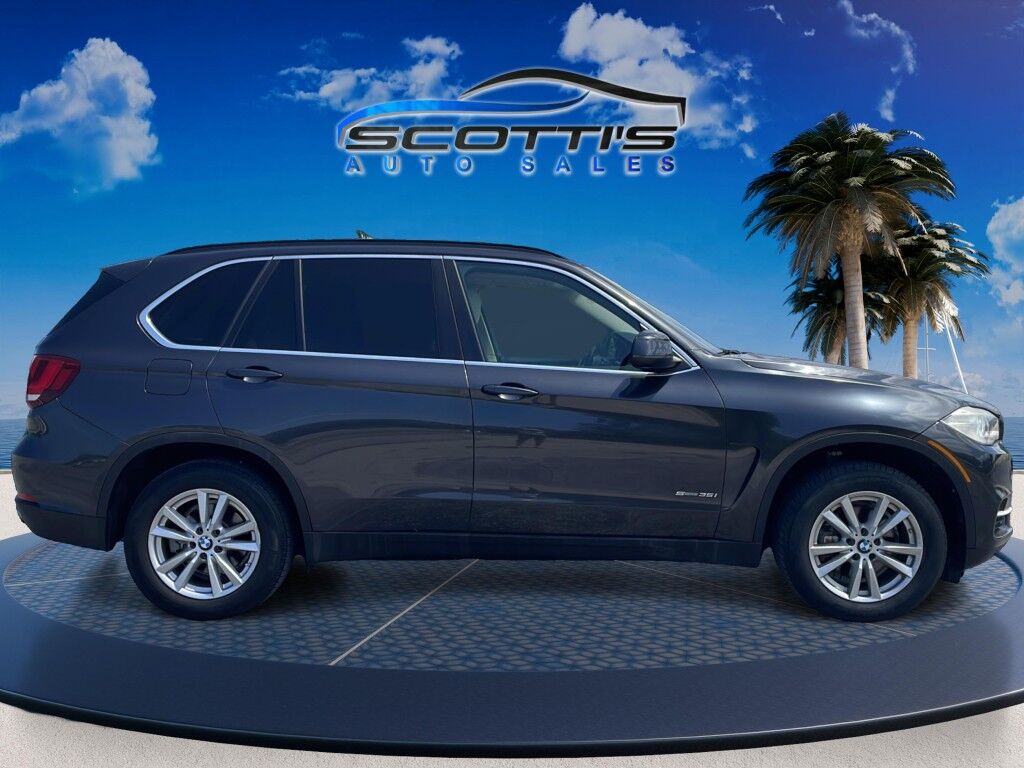 2015 BMW X5~CLEAN CFAX~LOW MILES~AUTO START/STOP~BLIND SPOT WARNING~BLUETOOTH~CRASH SENSORS~MEMORIZED SEAT SETTINGS~REARVIEW CAMERA sDrive35i Sarasota FL