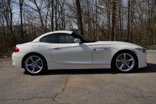2015 BMW Z4 sDrive35is Roadster / Tech PKG / Cold Weather PKG! High Point NC