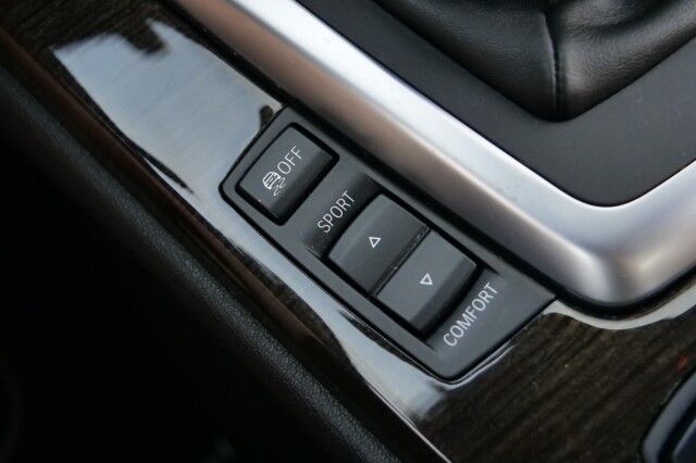 2015 BMW Z4 sDrive35is Roadster / Tech PKG / Cold Weather PKG! High Point NC