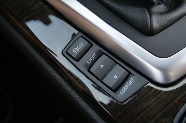 2015 BMW Z4 sDrive35is Roadster / Tech PKG / Cold Weather PKG! High Point NC