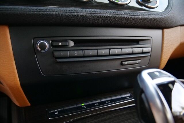 2015 BMW Z4 sDrive35is Roadster / Tech PKG / Cold Weather PKG! High Point NC