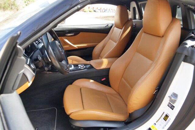 2015 BMW Z4 sDrive35is Roadster / Tech PKG / Cold Weather PKG! High Point NC