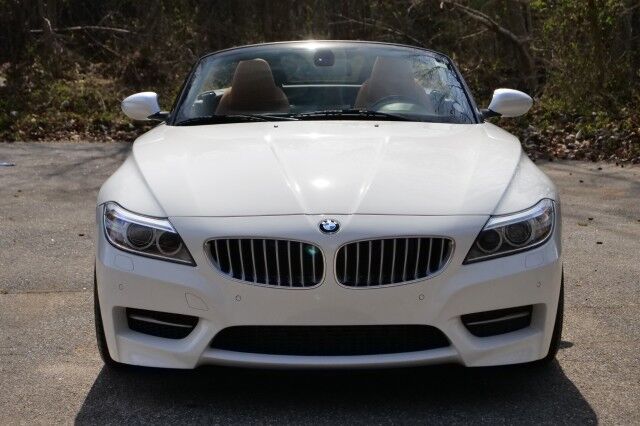 2015 BMW Z4 sDrive35is Roadster / Tech PKG / Cold Weather PKG! High Point NC