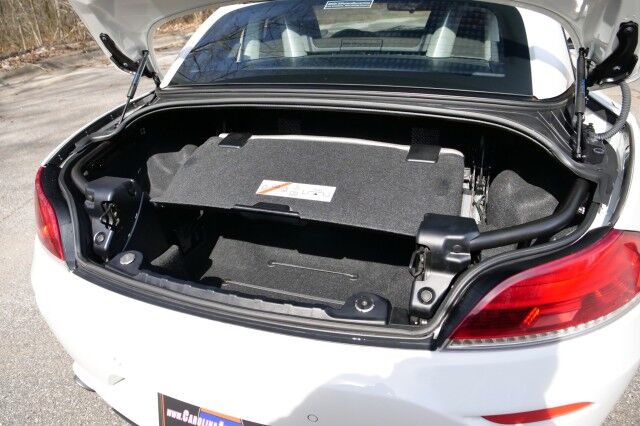 2015 BMW Z4 sDrive35is Roadster / Tech PKG / Cold Weather PKG! High Point NC