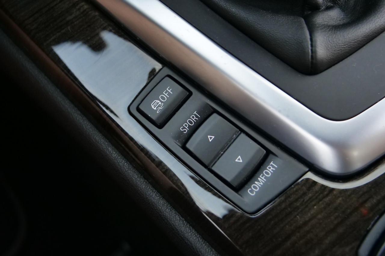 2015 BMW Z4 sDrive35is Roadster / Tech PKG / Cold Weather PKG! Lincolnton NC