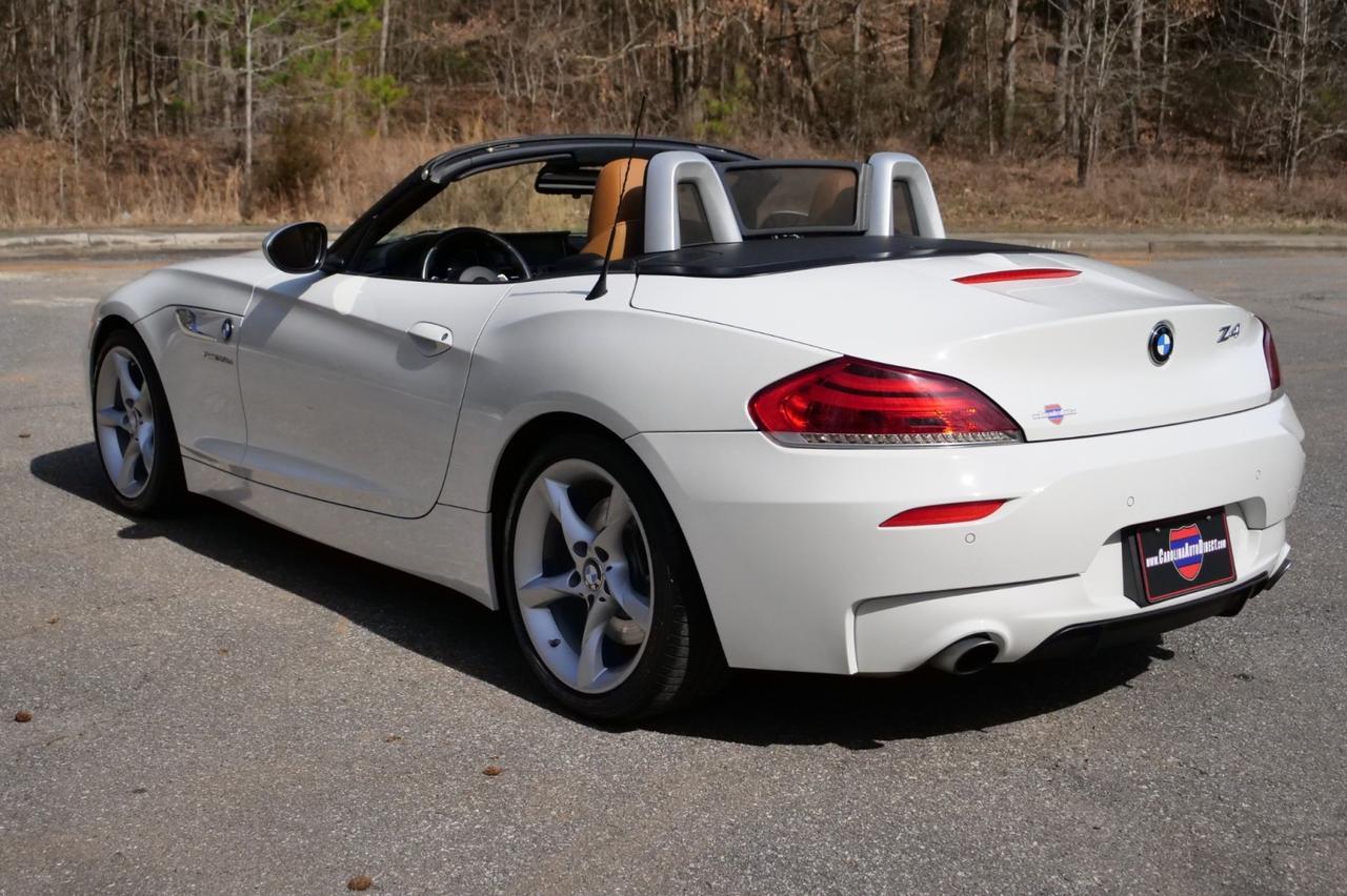2015 BMW Z4 sDrive35is Roadster / Tech PKG / Cold Weather PKG! Lincolnton NC