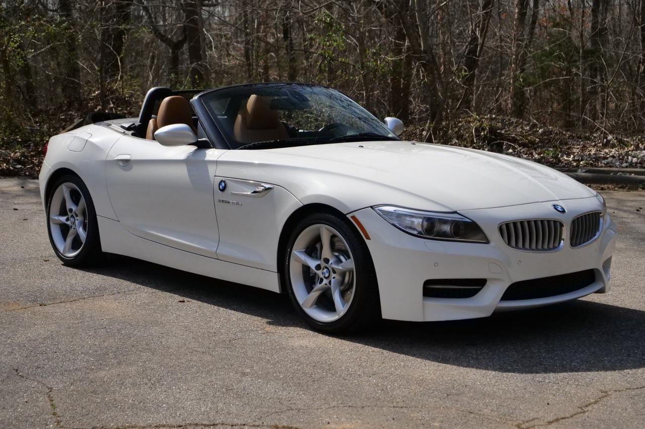 2015 BMW Z4 sDrive35is Roadster / Tech PKG / Cold Weather PKG! Lincolnton NC