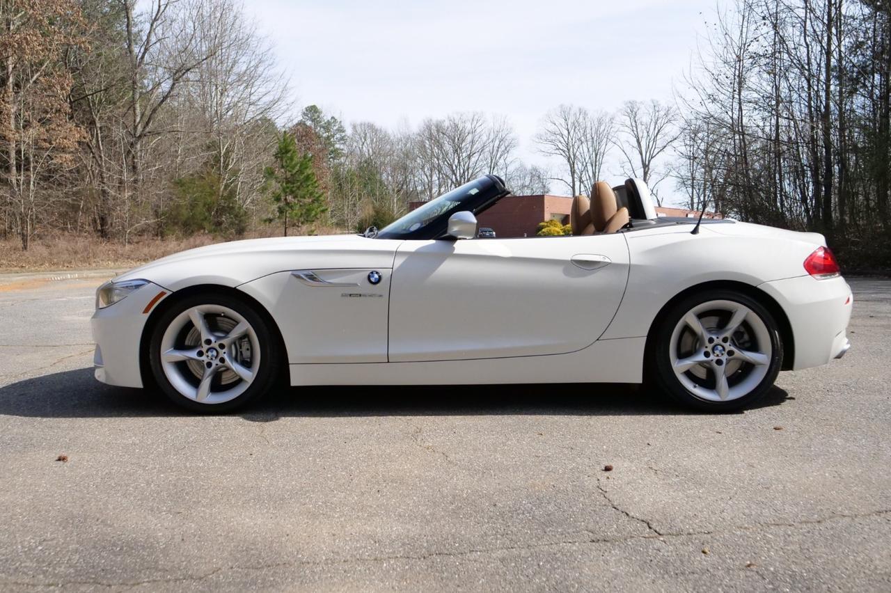 2015 BMW Z4 sDrive35is Roadster / Tech PKG / Cold Weather PKG! Lincolnton NC