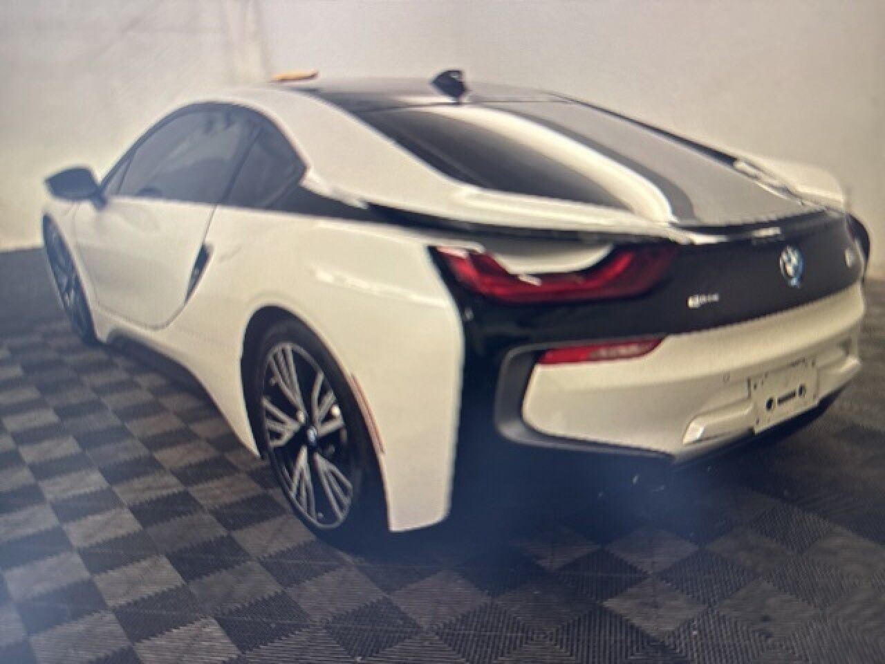 2015 BMW i8