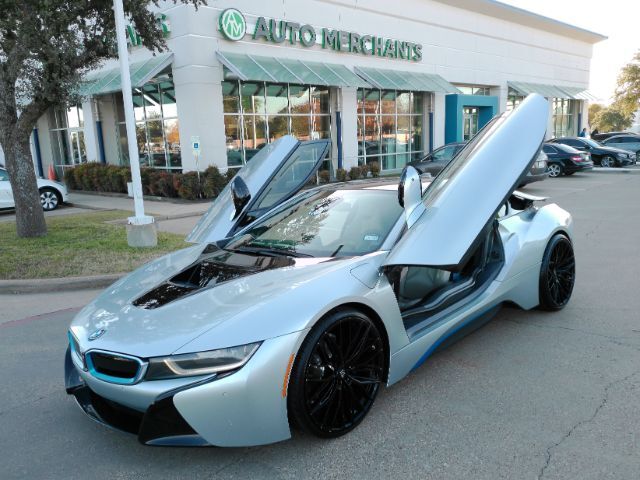 2015 BMW i8 Giga