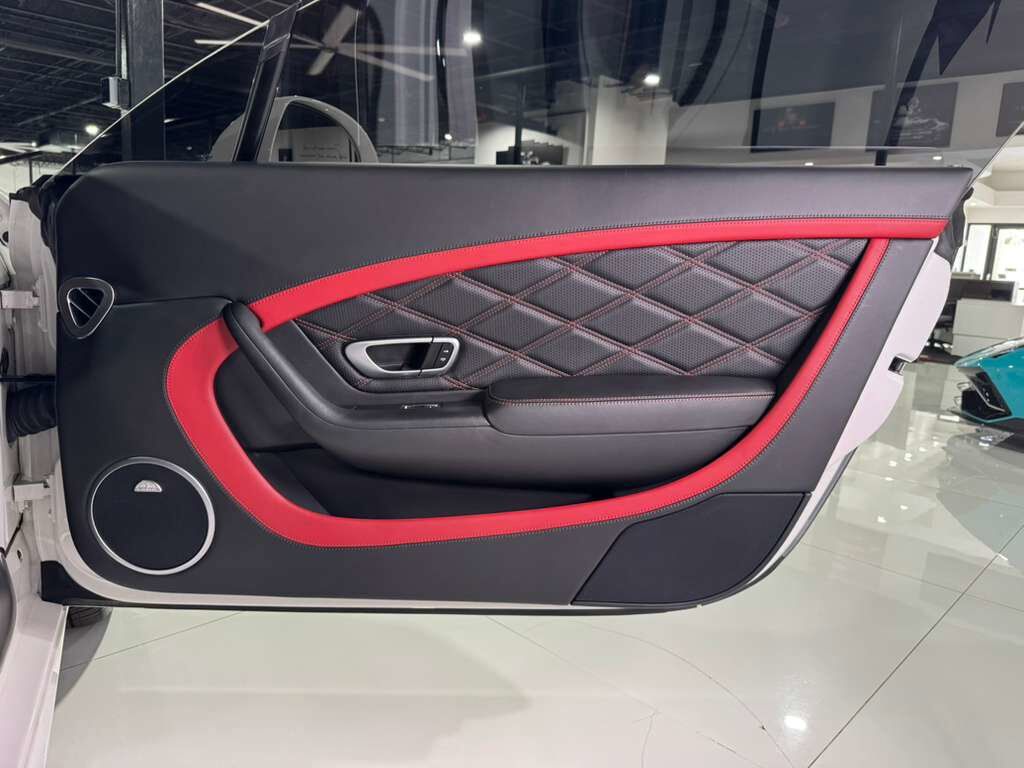 2015 Bentley Continental GT Speed Naim for Bentley audio system, carbon galore AND MUCH MORE!! Fort Lauderdale FL