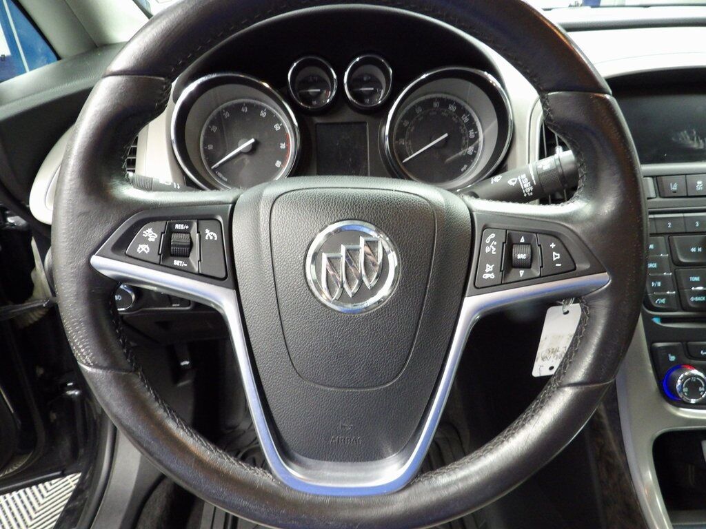 2015 Buick Verano Convenience Group FWD Fond du Lac WI