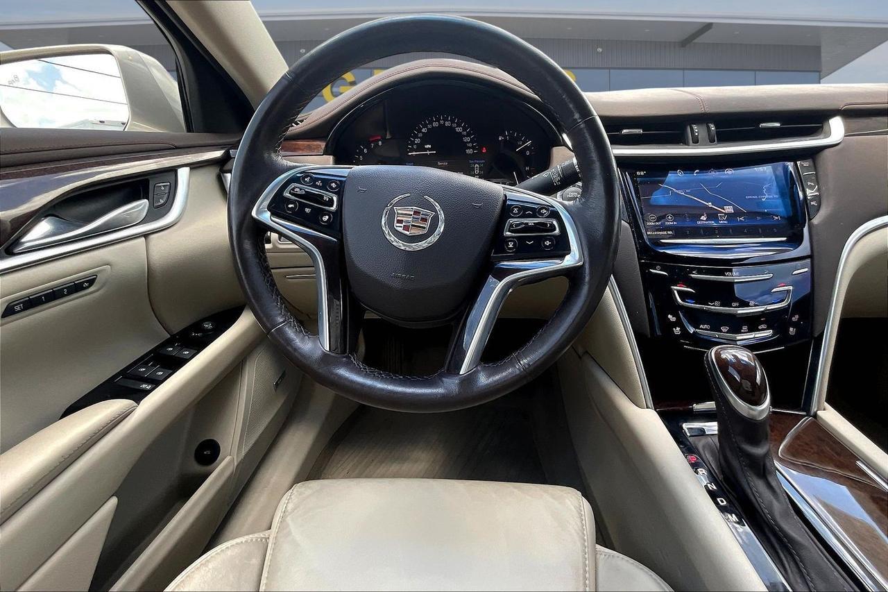 2015 CADILLAC XTS LUXURY COLLECTION Houston TX