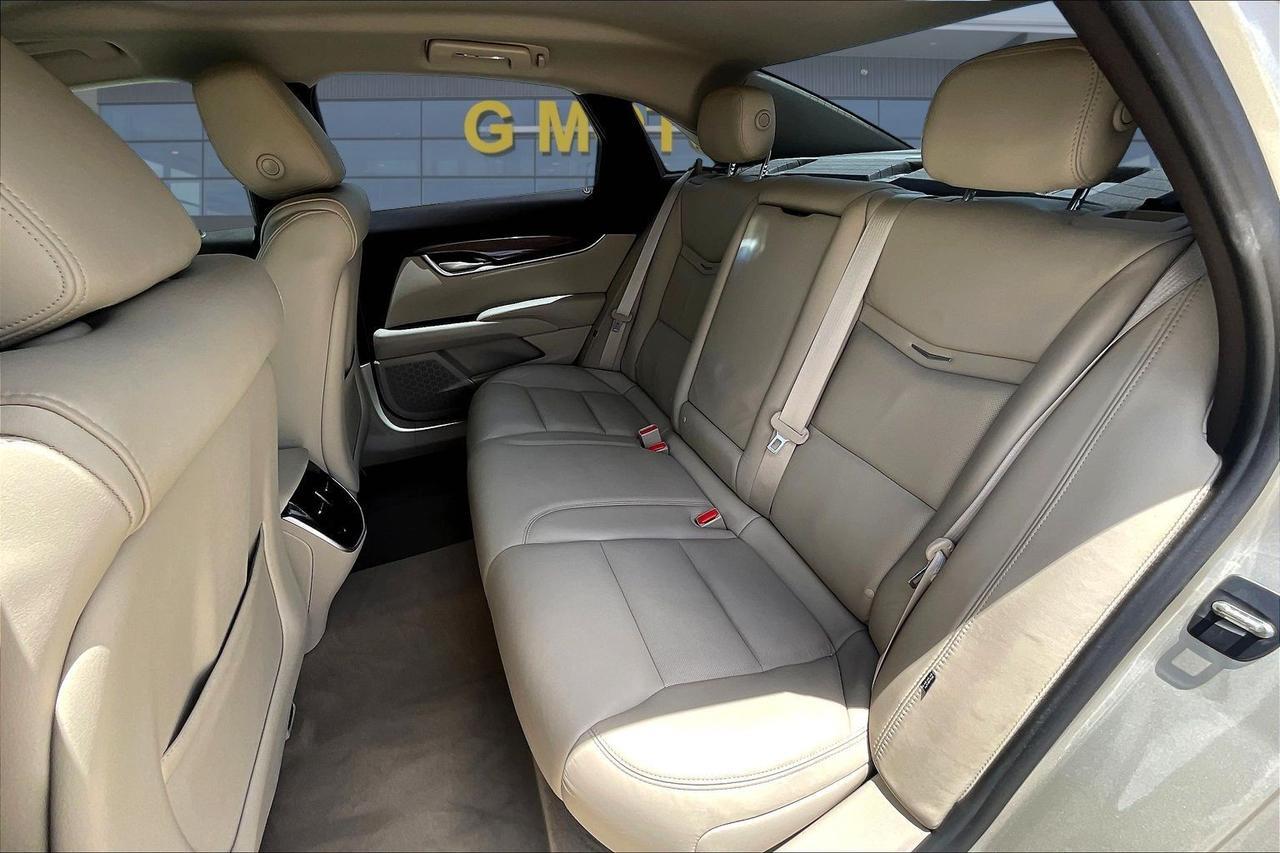 2015 CADILLAC XTS LUXURY COLLECTION Houston TX