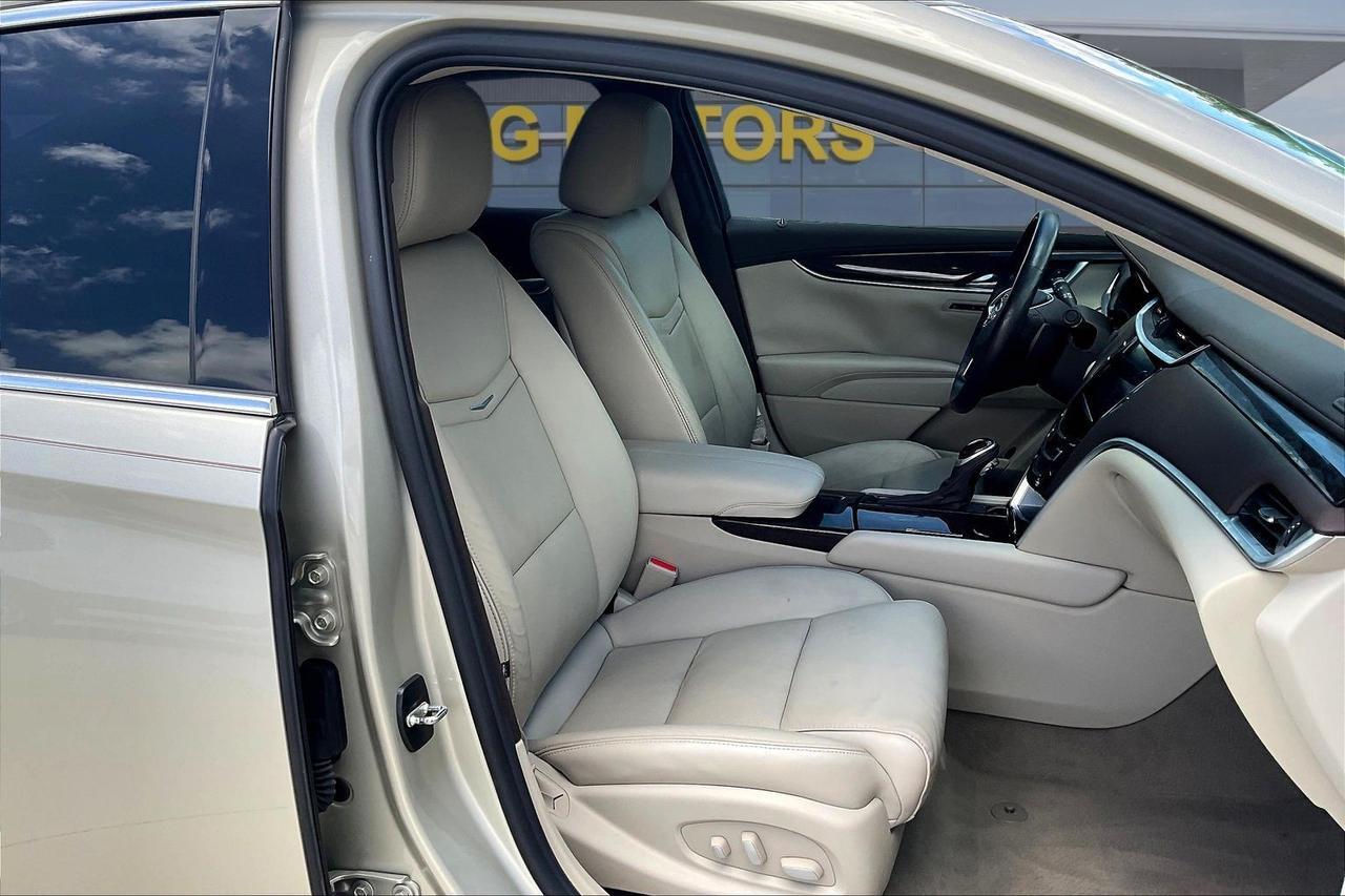 2015 CADILLAC XTS LUXURY COLLECTION Houston TX