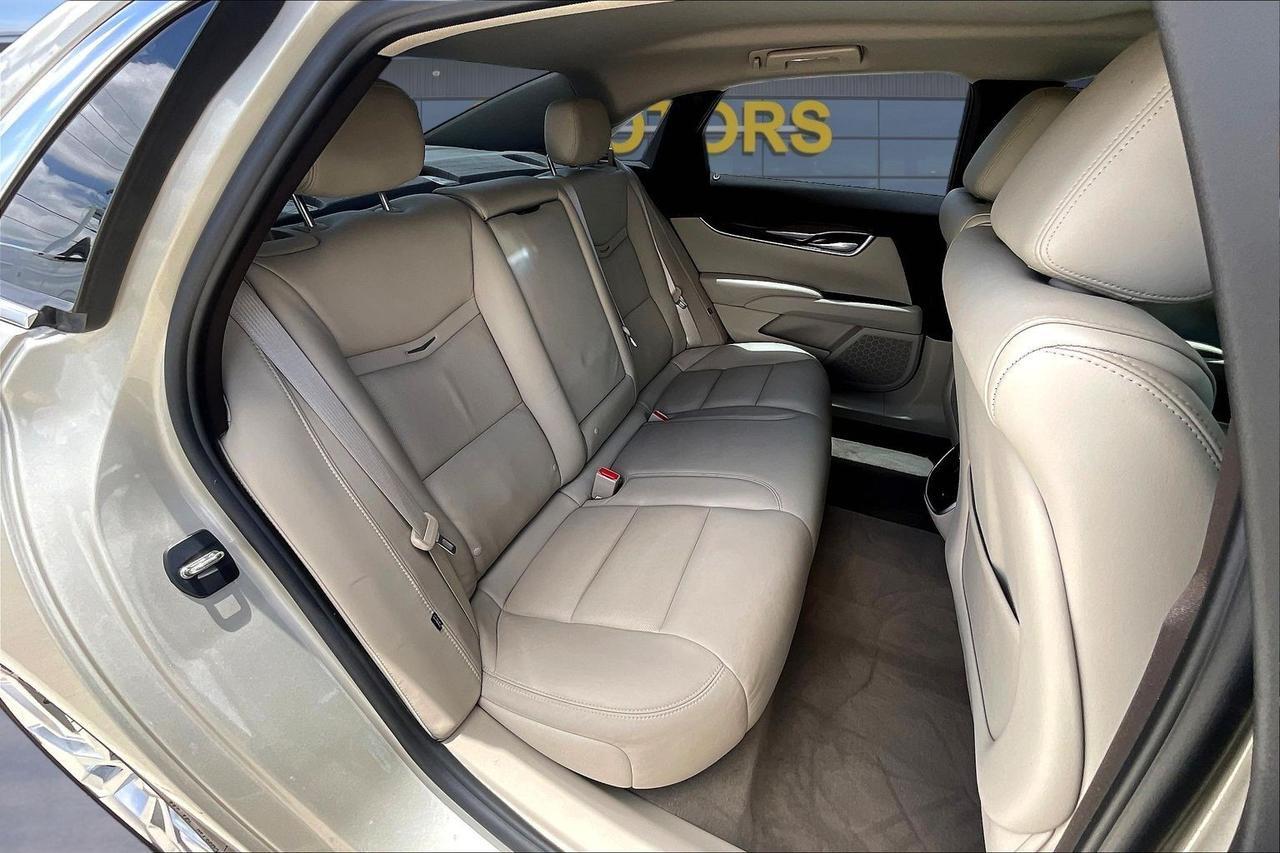 2015 CADILLAC XTS LUXURY COLLECTION Houston TX