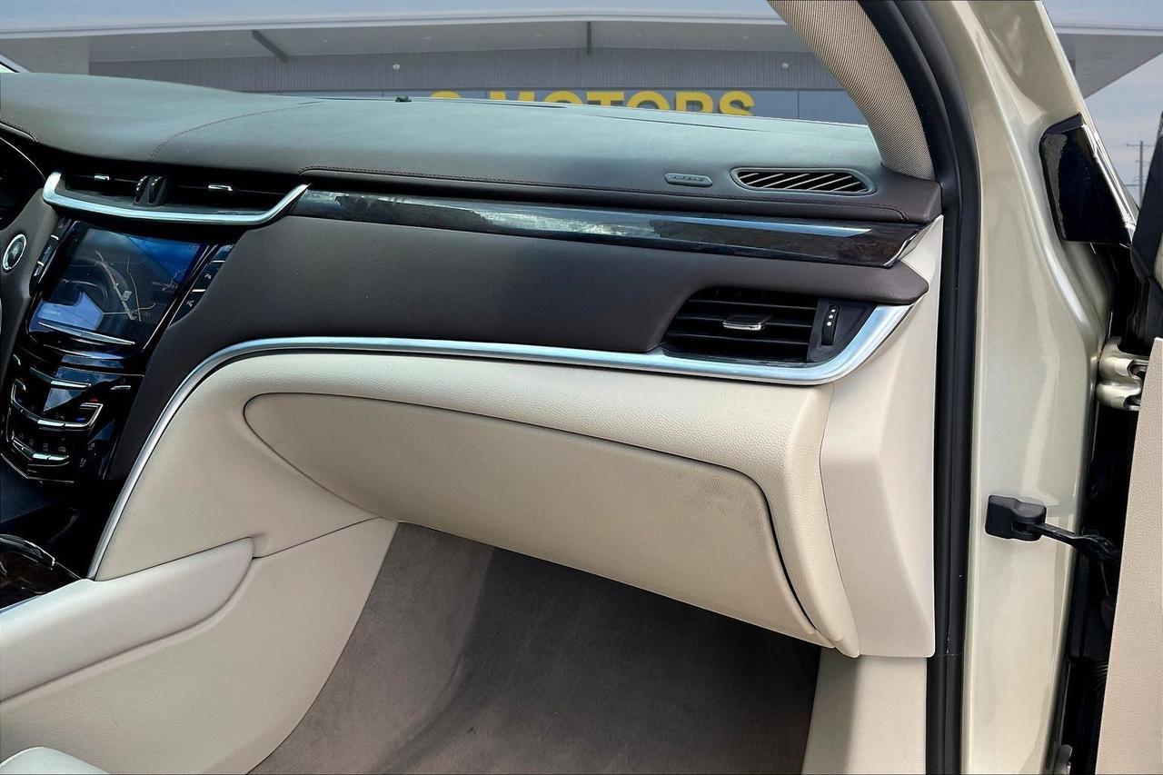 2015 CADILLAC XTS LUXURY COLLECTION Houston TX