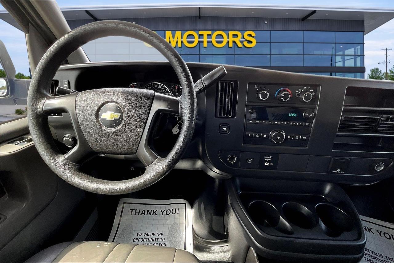 2015 CHEVROLET EXPRESS G2500 Houston TX