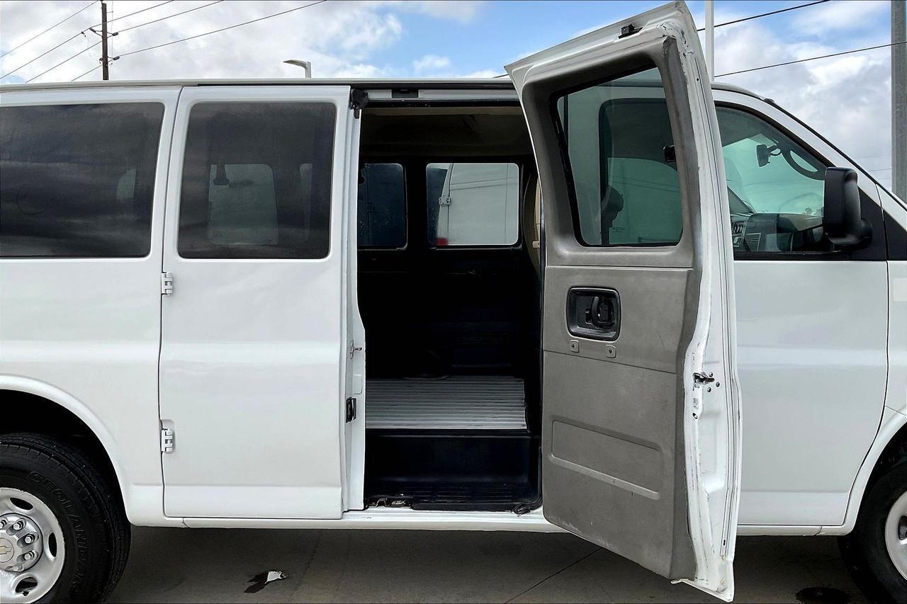 2015 CHEVROLET EXPRESS G2500 LT Houston TX
