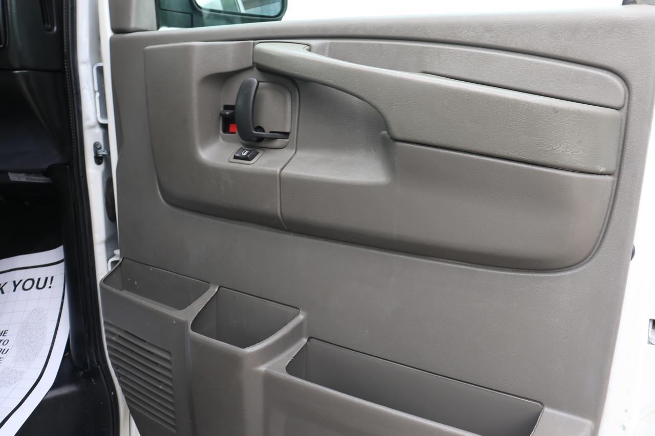 2015 CHEVROLET EXPRESS G2500 LT Houston TX