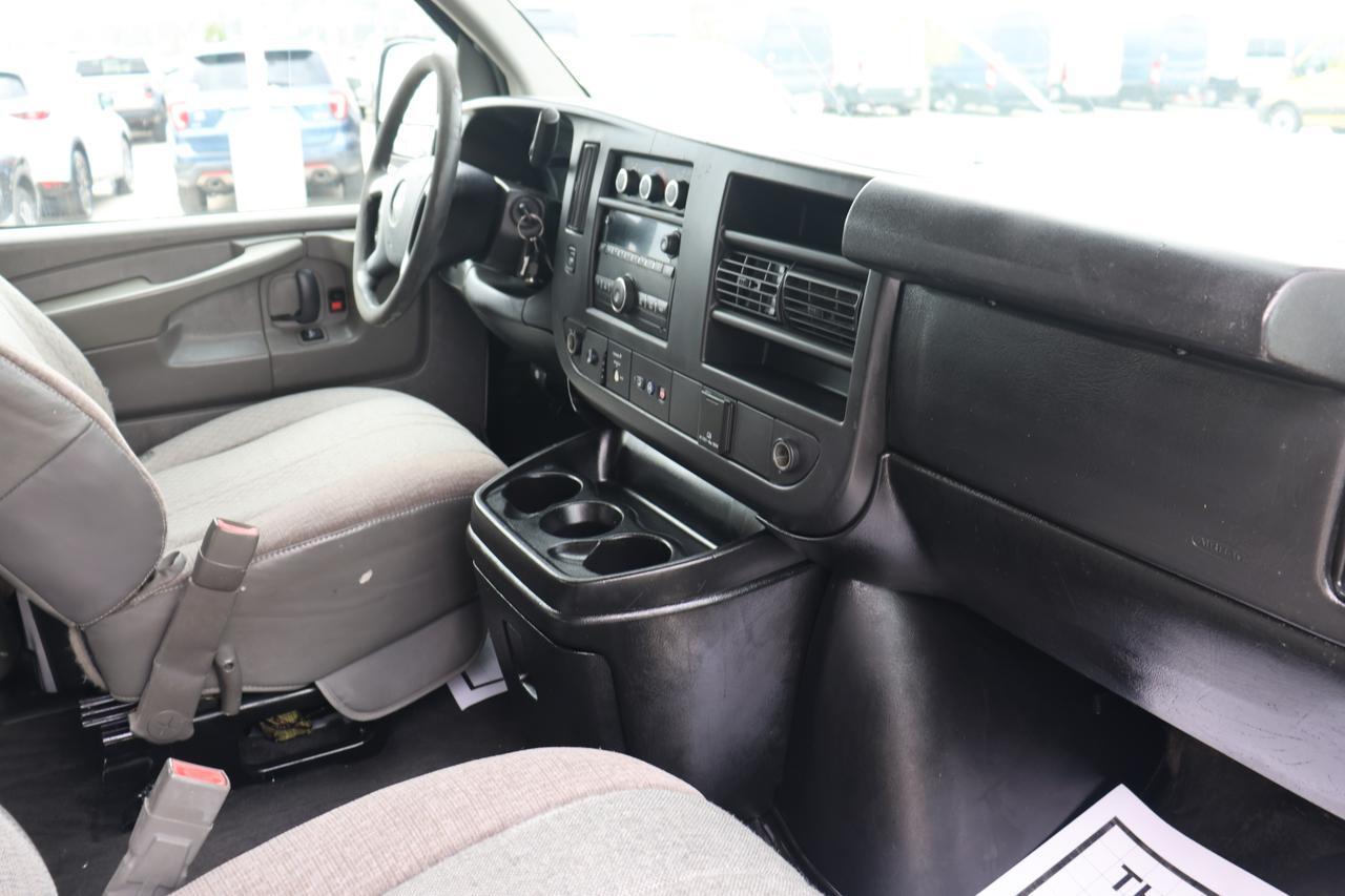 2015 CHEVROLET EXPRESS G2500 LT Houston TX