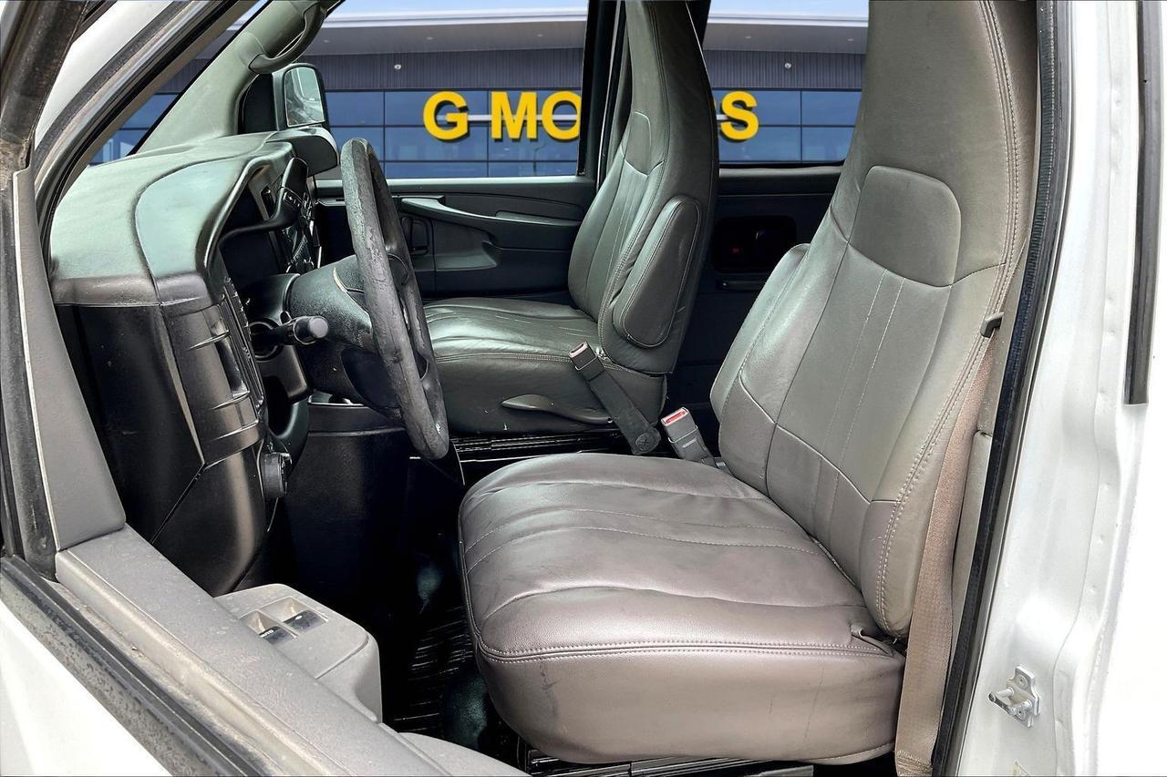 2015 CHEVROLET EXPRESS G3500 LS Houston TX