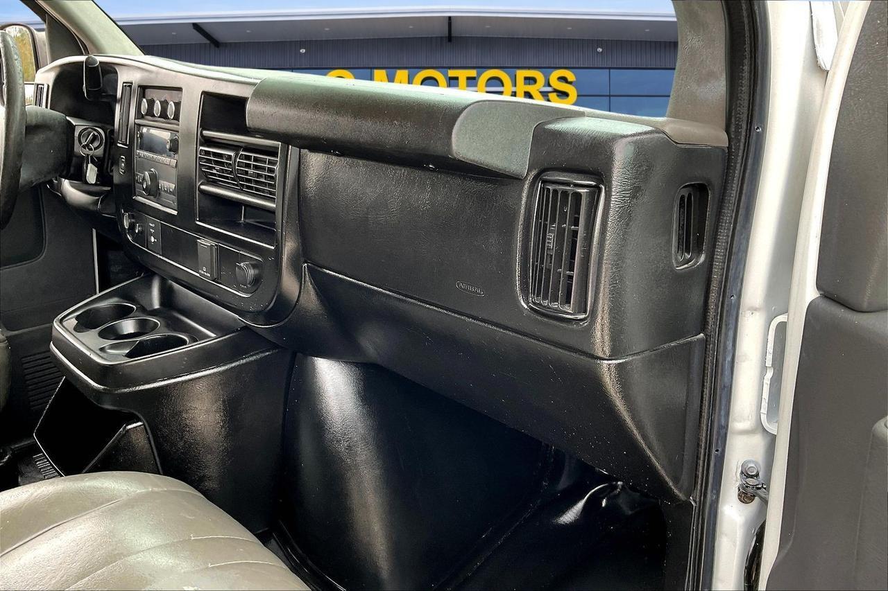 2015 CHEVROLET EXPRESS G3500 LS Houston TX