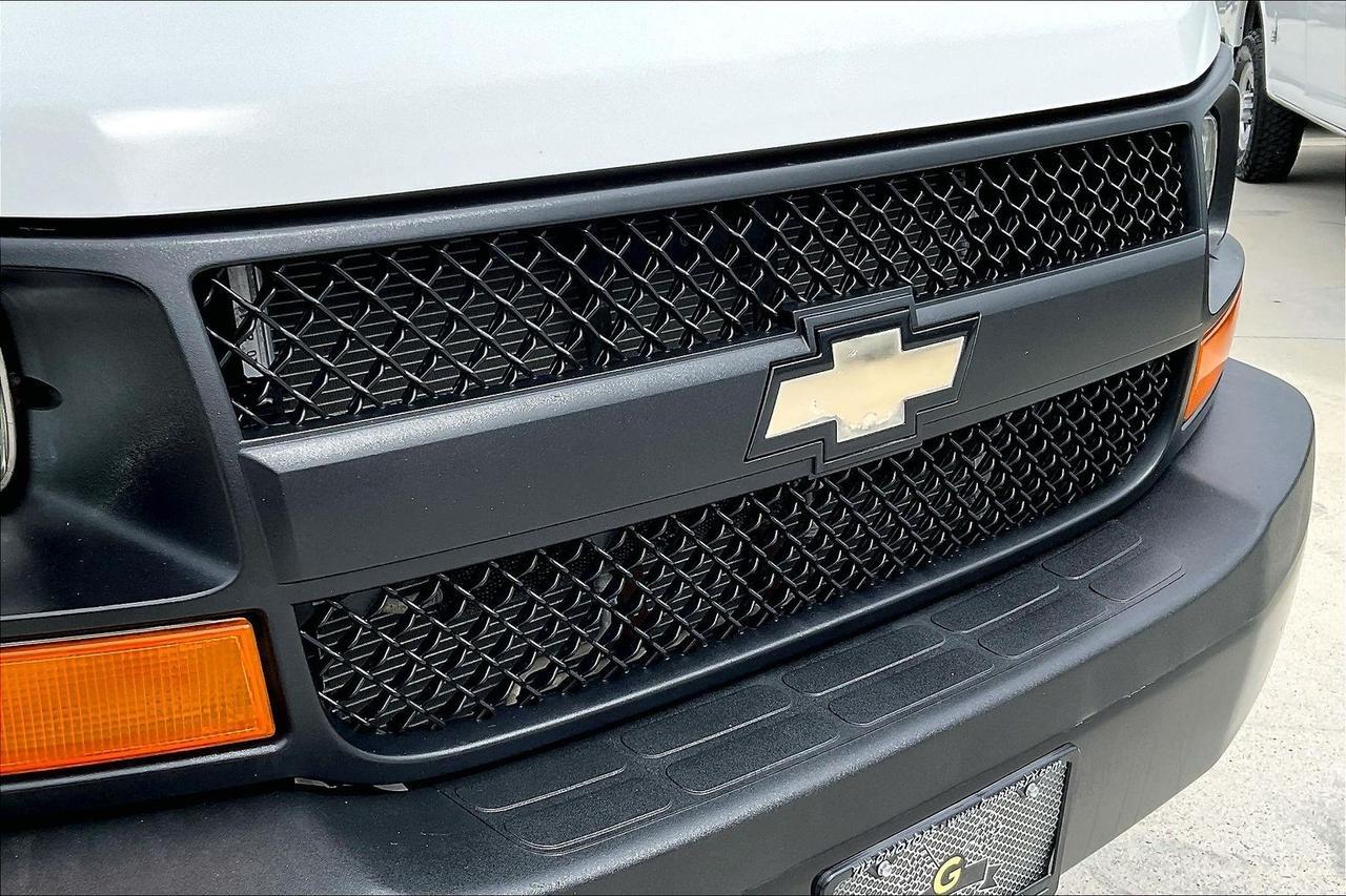 2015 CHEVROLET EXPRESS G3500 LS Houston TX