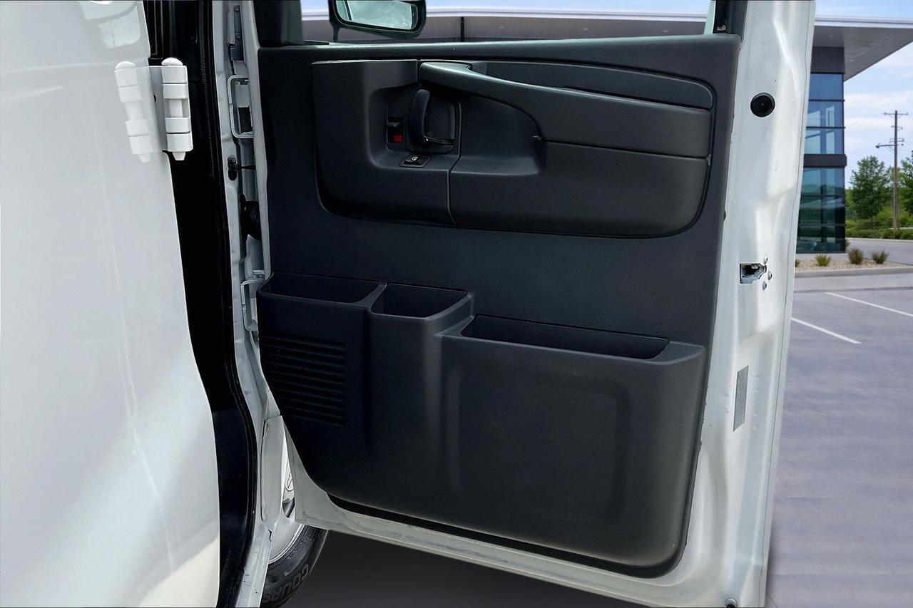 2015 CHEVROLET EXPRESS G3500 LS Houston TX